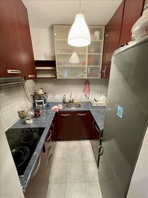 Cvetkova pijaca - na prodaju 49m2