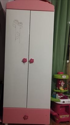 Dečiji plakar na prodaju