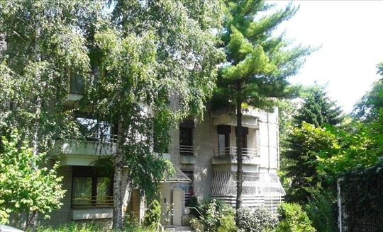 Dedinje, stan sa garažom pogodan i za kancelarije