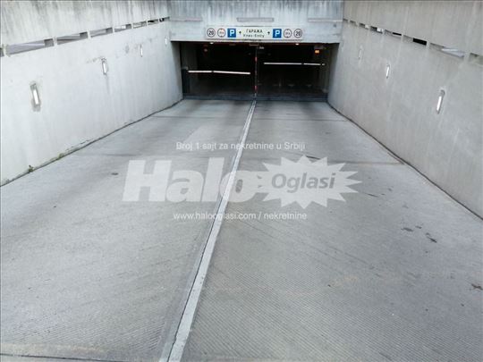 Garažno mesto Belvil