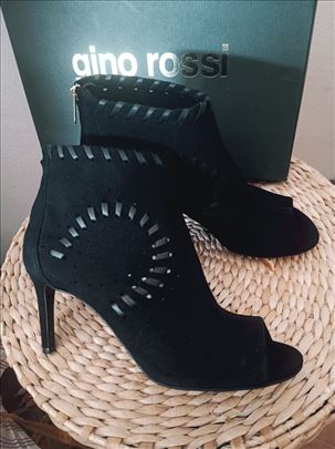 Gina Rossi potpuno nove sandale 37 
