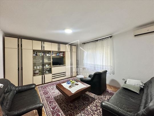 Kuća sa više odvojenih jedinica ID#11720
