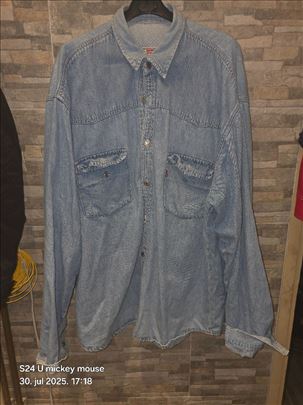 Levi's