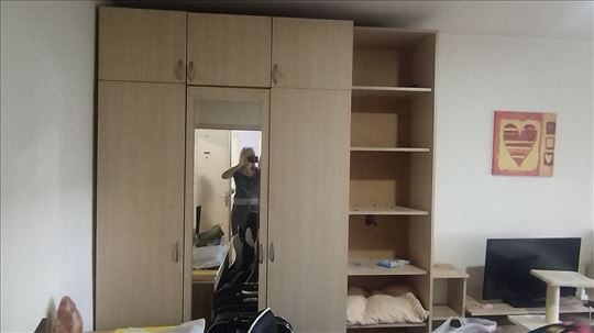 Veliki plakar na prodaju