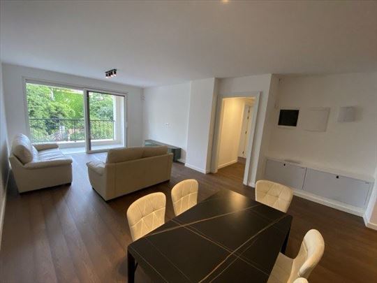 Beogradska, novo,116m2, 2kupatila,garaža,bazen/spa