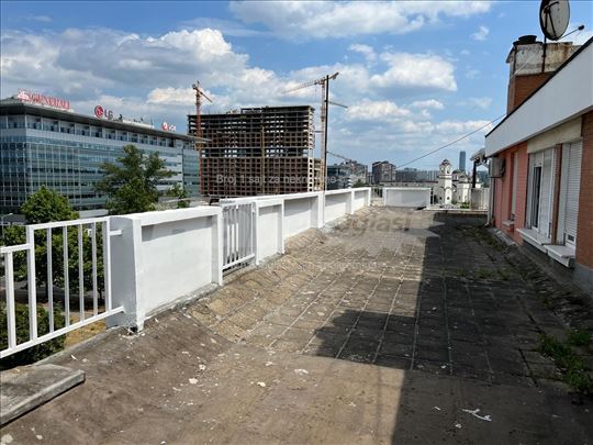 Penthouse, 5 od 5, 92+ terasa