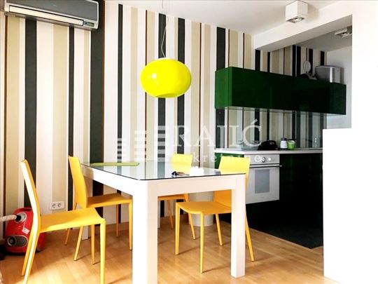 Centar,Višnjićeva 56m2,2.0-luksuzan #4231