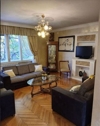 Cvetni trg, novo u ponudi, renoviran