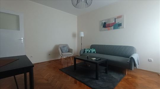 Dimitrija Tucovica, 1.5, 32m2, III/6, uknjižen