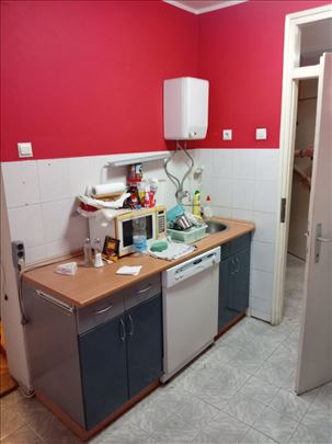 Dvosoban stan 55m2 u Atinskoj ulici