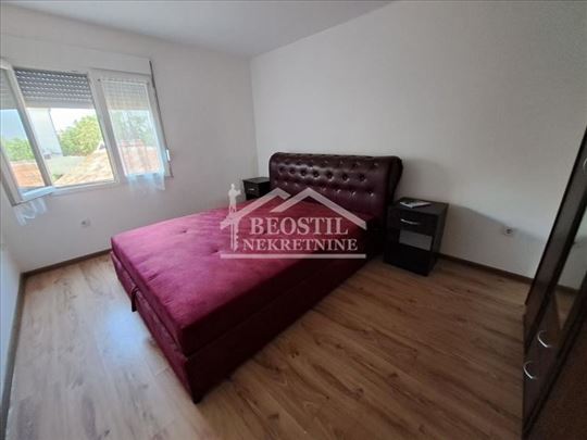 Kuća u blizini centra Grocke 240m2 ID#24393