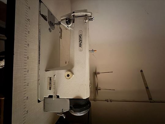 Industrijska mašina za šivenje 