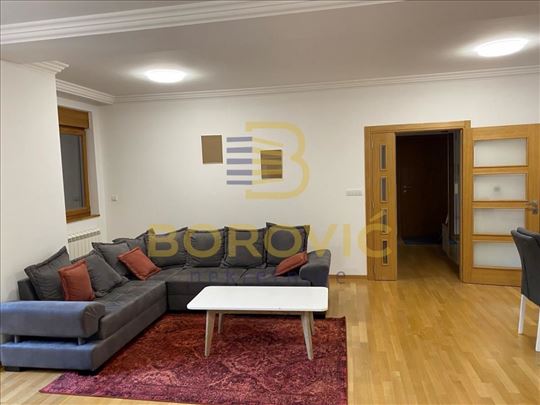 Kod Hrama, 110m2, namešten, lux