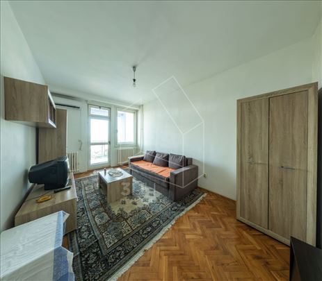 Konjarnik 1.0 stan, 40 m², sa komfornom lođom