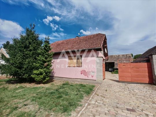 Kupusina. Kuća 277 m2 plac 12ar