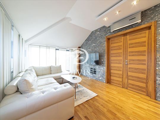 Namešten 3.0 stan, Osmana Đikića,102m2, sa garažom