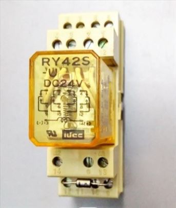 Relej  Idec 24V DC 4NO+4NC,postolje 