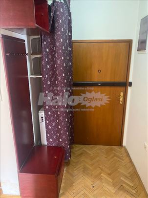 Trosoban stan Čukarica