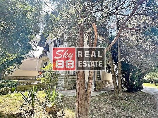 Dedinje , vrhunska lokacija , perfektan plac, odli