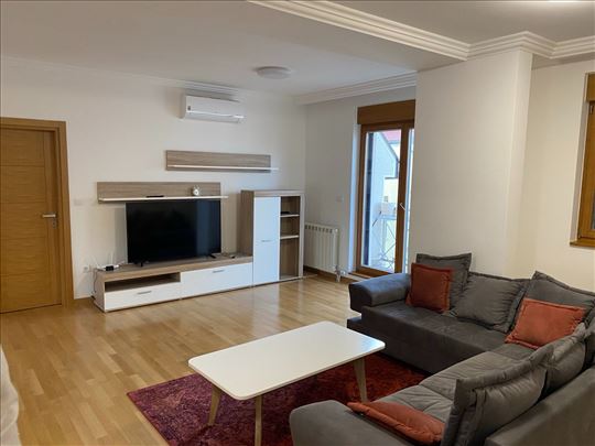 Hram, lux, novogradnja, garaže, ID 20260