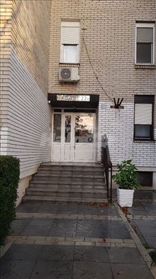 Izdajem stan na Vidikovcu