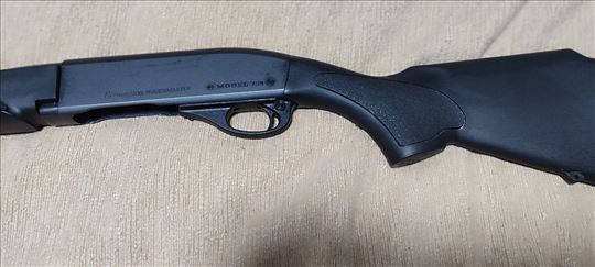 Poluautomatski karabiin Remington Wodmaster 750