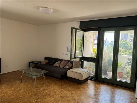 Vidikovac, Vidikovački venac, 85 m2