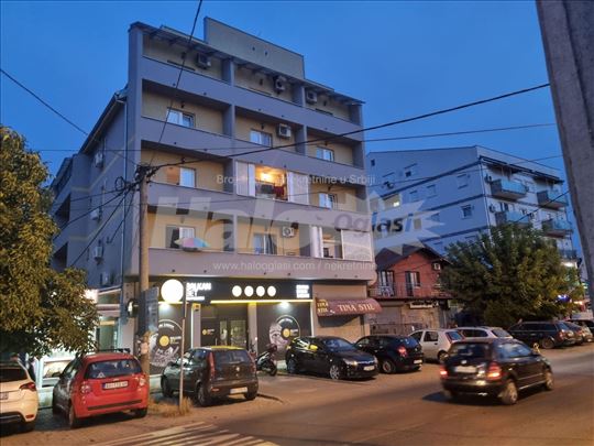 Borča-centar lep namesten stan,iznad Balkan Beta