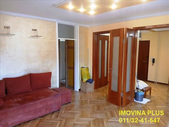 Novi Beograd, Blok 62 - Dušana Vuksovića, 71m2