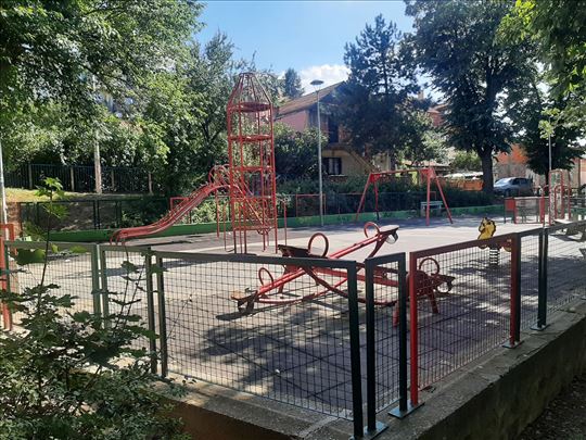 Uknjižen i funkcionalan stan u Učiteljskom naselju