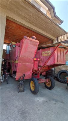 Kombajn Zmaj 132 RM bunkeraš