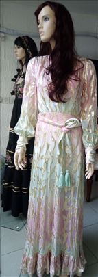 Prodaju se 2 italijanske lutke našminkane