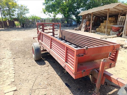 Rasturivač stajnjaka Sip sempeter 