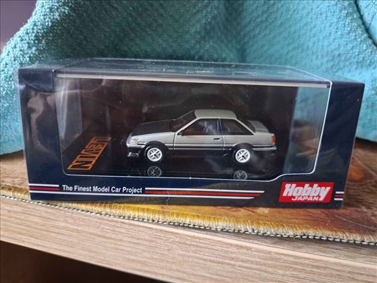 Toyota Corolla AE86 Levin Hobby Japan 1:64