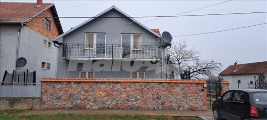 Boljevci - Surcin, 3.0 trosoban - 73m2