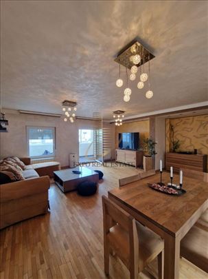 Izdavanje 3,0 stana od 74m2+25m2 terase