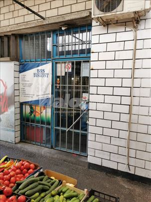 Lokal u centru grčko-kiparske pijace
