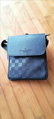 Louis Vuitton muska torba