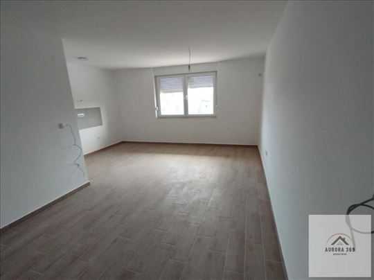 Novi Sad- Veternik - Novogradnja, Jednoiposoban, 3