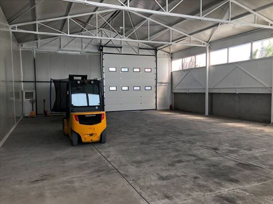 Simanovci magacin 450m2 