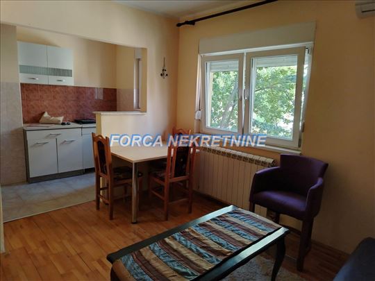 Zvezdara, Rudjera Boškovića 2,5, 70m2, terasa