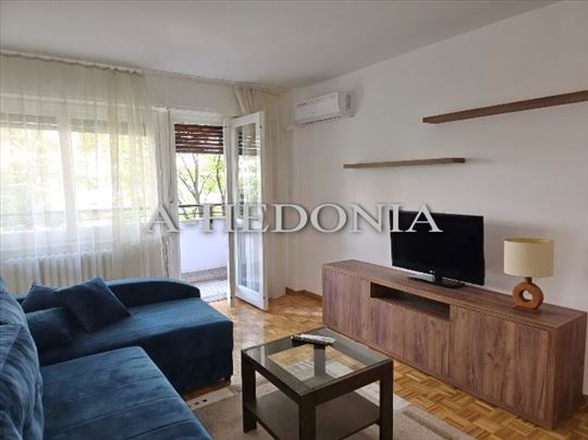 Blok 29, izdavanje, 3.0, renoviran, namešten