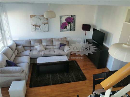 Blok 72 duplex u novijoj zgradi, prelep stan