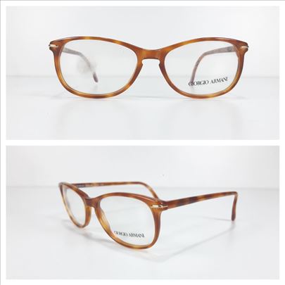 Giorgio Armani  372 Italy