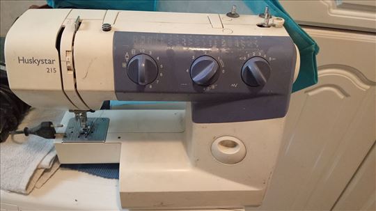 Huskystar šivaća mašina