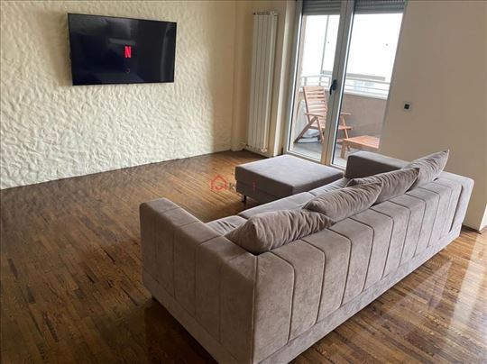 Luksuzni dvospratni stan 103m² – odlična lokacija