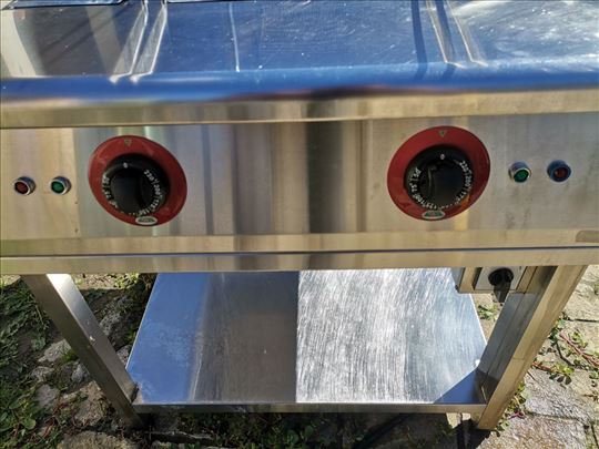 Profesionalni električni roštilj