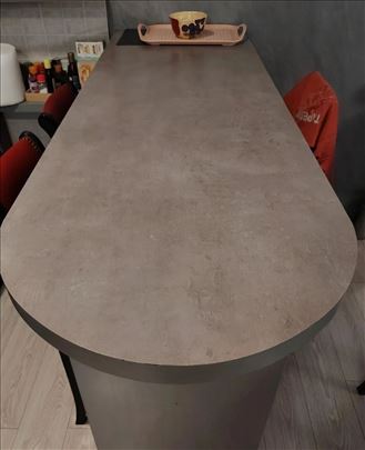 Šank i 4 barske stolice