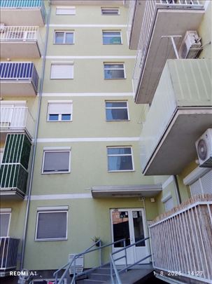 Šid dvosoban stan 51m2 nova gradnja HITNO!