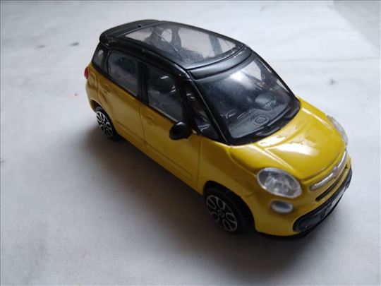 Burago Fiat 500 L 1:43,China,naprsao k